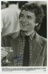 3d491 DUDLEY MOORE signed 6.25x9.75 still 1983 as a prominent married psychiatrist in Lovesick!
