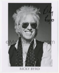 3d652 RICKY BYRD signed 8x10 publicity still 2010s great smiling portrait of the guitarist!