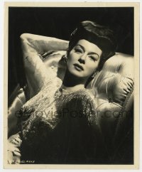 3d664 ROSALIND RUSSELL signed 8x10 still 1943 sexy posed portrait when she made What a Woman!