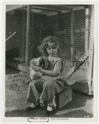 3d666 SHIRLEY TEMPLE signed 8x10 still 1930s Fox studio portrait cuddling chicken by Max Mun Autrey!