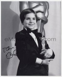 3d978 TATUM O'NEAL signed 8x10 REPRO still 1990s c/u in tuxedo holding her Oscar for Paper Moon!