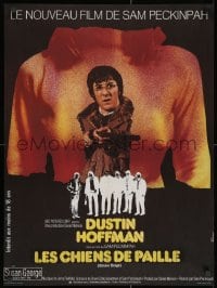 3f689 STRAW DOGS French 23x31 1972 directed by Sam Peckinpah, c/u of Dustin Hoffman w/shotgun!