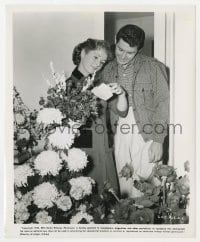 3h165 BUNDLE OF JOY candid 8x10 still 1956 Debbie Reynolds & Eddie Fisher receive good luck flowers!