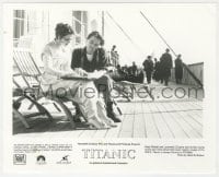 3h897 TITANIC 8x10 still 1997 Leonardo DiCaprio & Kate Winslet as young lovers who meet on ship!