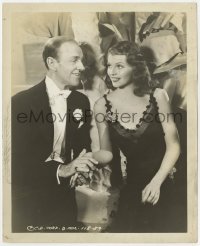 3h992 YOU'LL NEVER GET RICH 8.25x10 still 1941 sexy Rita Hayworth c/u flirting with Fred Astaire!