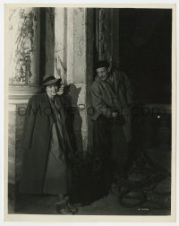 3h884 THIRD MAN candid English 8x10.25 still 1949 Trevor Howard & Valli wait on location in Vienna!