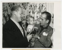 3h422 HUMPHREY BOGART 8.25x10 news photo 1949 holding son Stephen & interviewed for ABC radio!