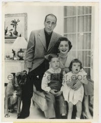 3h424 HUMPHREY BOGART/LAUREN BACALL 8.25x10 news photo 1957 with kids Stephen & Leslie in 1954!