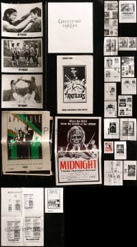 3s064 LOT OF 26 MISCELLANEOUS ITEMS 1970s movie pressbooks, ad slicks, stills & more!