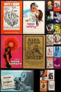 3s006 LOT OF 29 UNCUT PRESSBOOKS 1960s-1970s advertising for a variety of different movies!