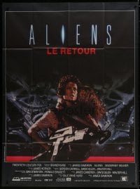 3w455 ALIENS French 1p 1986 James Cameron, there are some places in the universe you don't go alone!