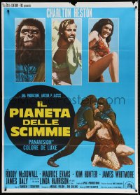 3w369 PLANET OF THE APES Italian 1p R1970s Charlton Heston, classic sci-fi, different image!