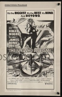 3w078 SPY WHO LOVED ME pressbook 1977 Bob Peak art of Roger Moore as James Bond & Barbara Bach!
