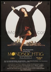 3y237 MOONSTRUCK East German 23x32 1989 Nicholas Cage, Dukakis, Cher in front of NYC skyline!
