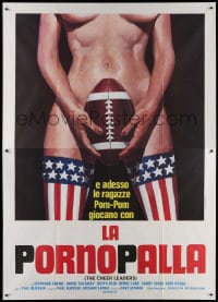 4b300 CHEERLEADERS Italian 2p 1977 completely different art of naked woman holding football, rare!