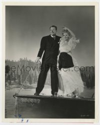 4d314 DULCY  8x10 still 1940 romance blossoms for Ann Sothern & Ian Hunter standing on boat!