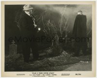 4d768 PLAN 9 FROM OUTER SPACE  8.25x10 still 1958 Tor Johnson & Lugosi, or is he the chiropractor!