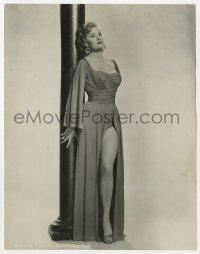 4d810 RHONDA FLEMING  7.25x9.5 still 1957 sexy full-length portrait showing her leg through slit!