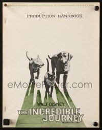 4s268 INCREDIBLE JOURNEY production handbook R1969 Disney, Bull Terrier, Siamese cat & Retriever!