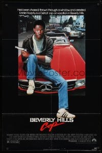 4t103 BEVERLY HILLS COP 1sh 1984 great image of detective Eddie Murphy sitting on red Mercedes!