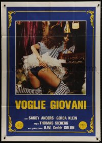 4w764 VOGLIE GIOVANI Italian 1p 1985 sexy Sandy Anders in skimpy striped outfit!