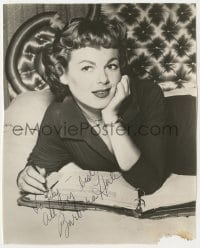 4x280 BARBARA HALE signed 7.5x9.5 still 1950s great close up relaxing in bed & reading her script!