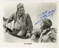 4x782 FRED MACMURRAY signed 8.25x10 REPRO still 1980s close up with Errol Flynn in Dive Bomber!