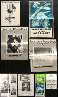 5a175 LOT OF 9 UNCUT PRESSBOOKS AND PRESSBOOK SUPPLEMENTS 1950s-1980s cool movie advertising!