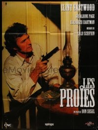 5j114 BEGUILED French 1p R1990s great different close up of Clint Eastwood with gun, Don Siegel