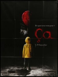 5j484 IT teaser French 1p 2017 creepy image of Pennywise handing child balloon from the shadows!