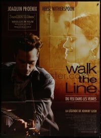 5j941 WALK THE LINE French 1p 2006 cool image of Joaquin Phoenix as Johnny Cash, Witherspoon!