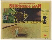 5m568 INCREDIBLE SHRINKING MAN LC #5 1957 special effects image of tiny man fleeing from giant cat!