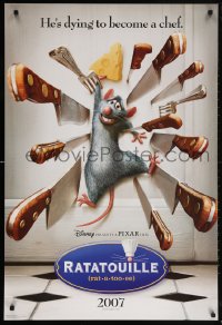 5z828 RATATOUILLE int'l advance DS 1sh 2007 Disney/Pixar cartoon, great image of mouse with knives!