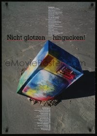 5z331 NICHT GLOTZEN HINGUCKEN 23x33 German stage poster 1990 Holger Matthies design, tv on beach!