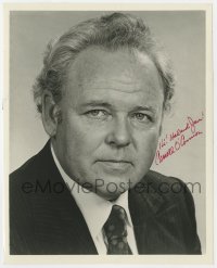 6b734 CARROLL O'CONNOR signed 8x10 REPRO still 1970s head & shoulders portrait in suit & tie!