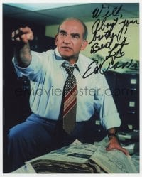 6b652 EDWARD ASNER signed color 8x10 REPRO still 1990s close up as Lou Grant by newspapers!