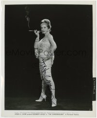6b281 ELIZABETH ASHLEY signed 8x10 still 1964 full-length smoking portrait from The Carpetbaggers!