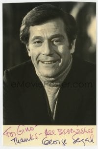 6b780 GEORGE SEGAL signed 6.5x10 REPRO still 1980s head & shoulders portrait of the leading man!