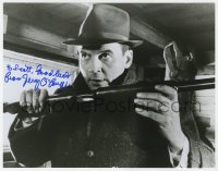 6b286 GERALD S. O'LOUGHLIN signed 7.5x9.5 still 1967 close up holding shotgun in In Cold Blood!