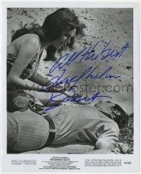 6b306 JACQUELINE BISSET signed 8x10 still 1971 close up on beach from The Mephisto Waltz!