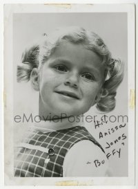 6b396 ANISSA JONES signed 5x7 photo 1960s the cute child actress as Buffy in Family Affair!