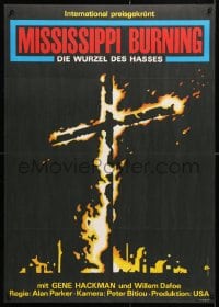 6f198 MISSISSIPPI BURNING East German 23x32 1989 Gene Hackman, Willem Dafoe, burning cross!