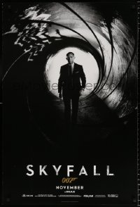 6g899 SKYFALL IMAX teaser DS 1sh 2012 Daniel Craig as Bond standing in classic gun barrel!