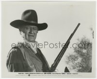 6h193 CAHILL 8.25x10 still 1973 best close portrait of U.S. Marshal John Wayne holding rifle!