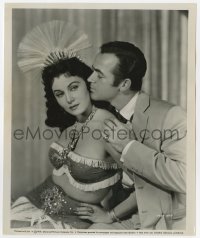 6h558 LITTLE EGYPT 8x10 key book still 1951 romantic c/u of Mark Stevens & sexy Rhonda Fleming!