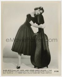 6h575 LOVE IN THE AFTERNOON 8x10 still 1957 Audrey Hepburn full-length by her cello case!