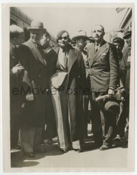 6h615 MARLENE DIETRICH 7x9 news photo 1933 she's getting jeered upon her arrival in Paris, France!