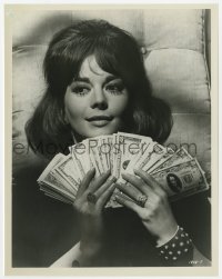 6h724 PENELOPE 8x10 still 1966 sexy million dollar baby Natalie Wood fanning a stack of cash!