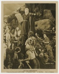 6h880 TEN COMMANDMENTS 8x10 still 1956 best image of Charlton Heston as Moses holding the tablets!