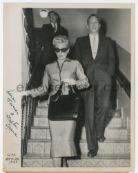 6h535 LANA TURNER 7x9 news photo 1958 at custody hearing for her daughter after killing Stompanato!